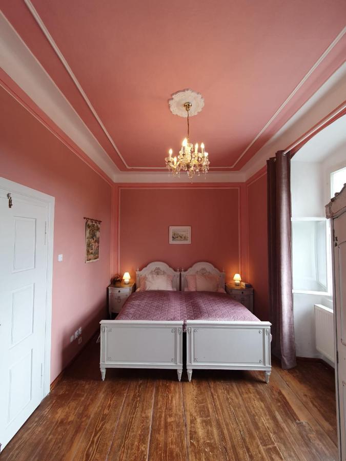 Apartman Fara Vcelakov Екстер'єр фото